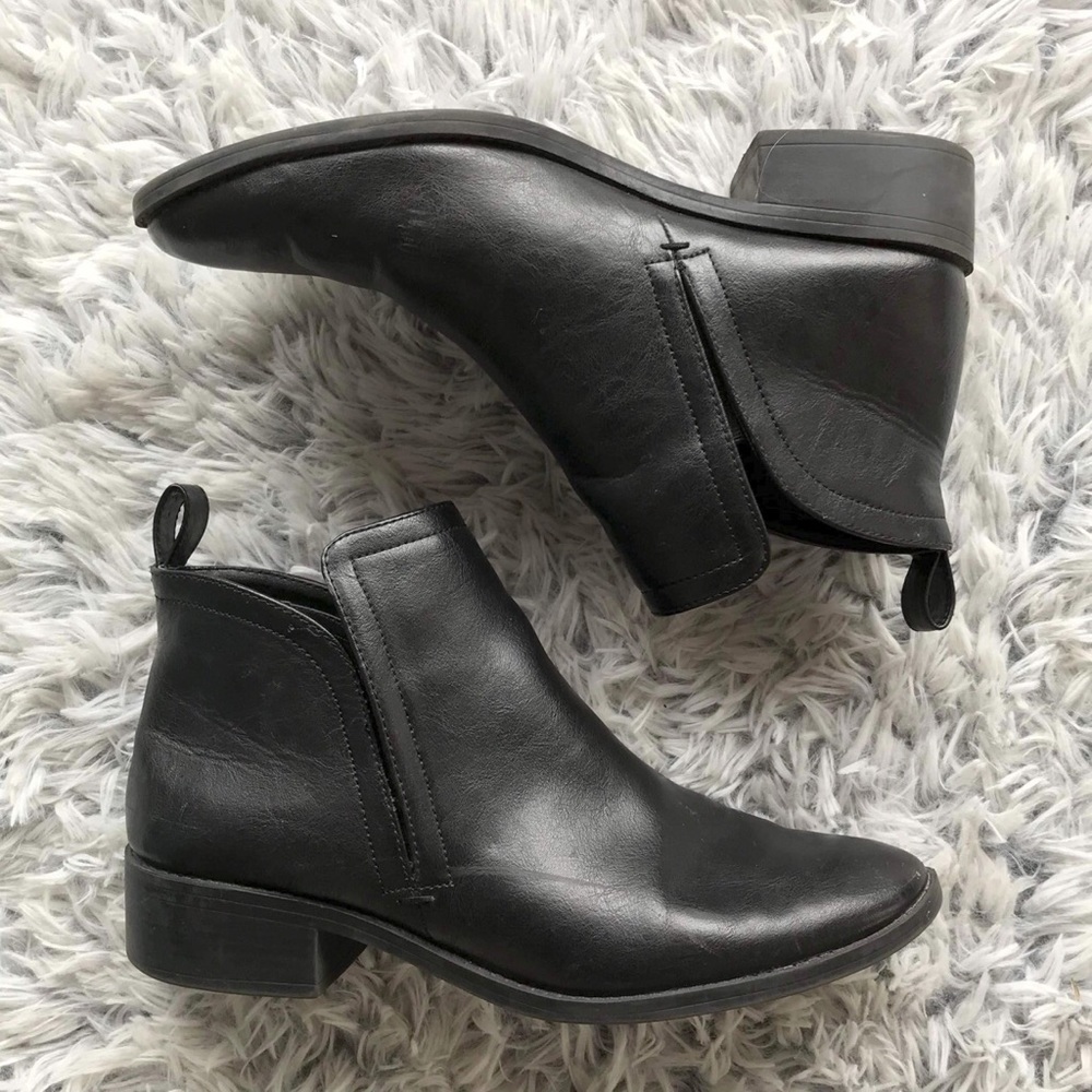 Merona Gracelyn Black Faux Leather Slip On Booties Size 8.5